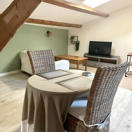 Les Vieux Platanes Appartement La Crau Buitenkant foto